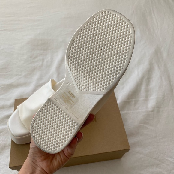 Steve Madden | Shoes | Steve Madden Slinky3 White | Poshmark